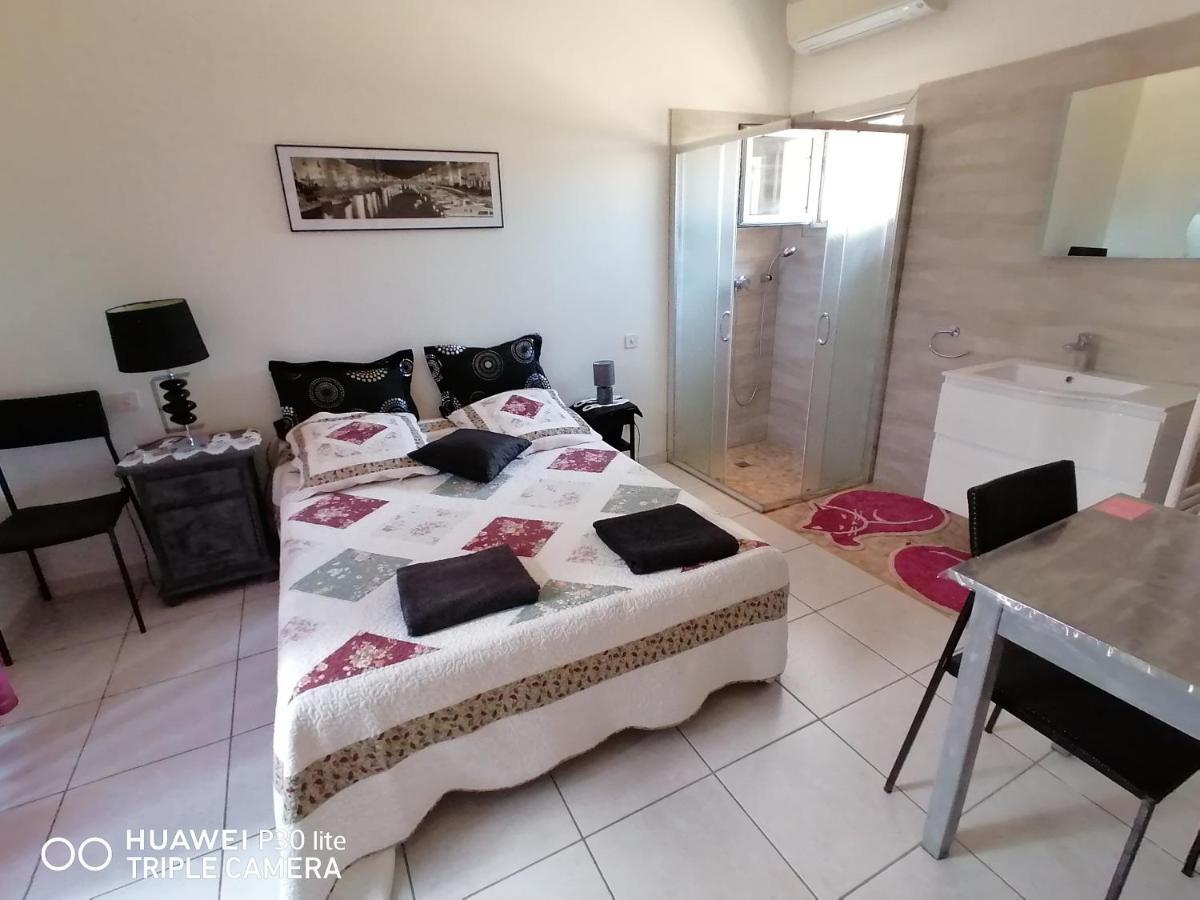 Grande Chambre Dans Villa Proche De La Plage Sete Bagian luar foto